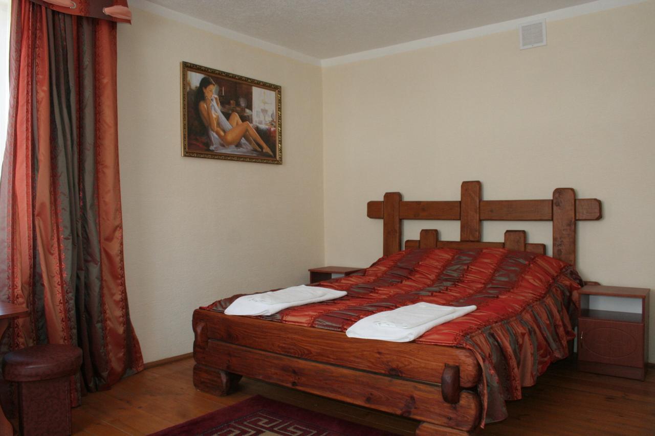 Chagari Hotel Slavske Ngoại thất bức ảnh
